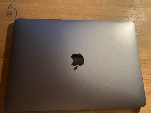 Macbook Pro eladó Magánszemélytől