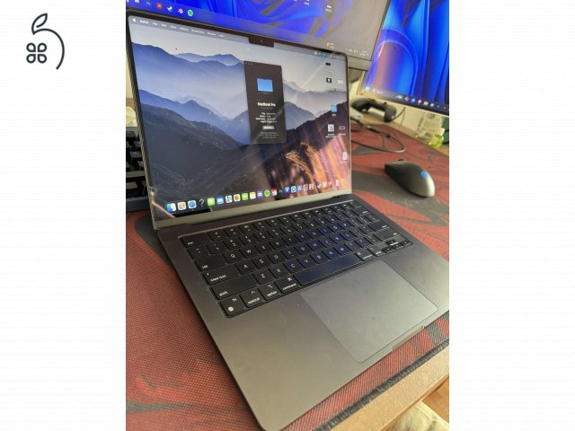 MacBook Pro 14-inch, M3 Pro, 18GB RAM, 512GB SSD