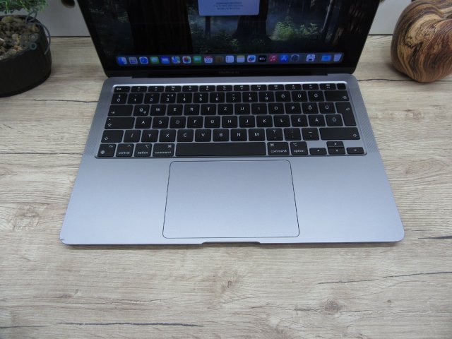 Apple Retina Macbook Air 13 M1 - 2020 - Használt, megkímélt