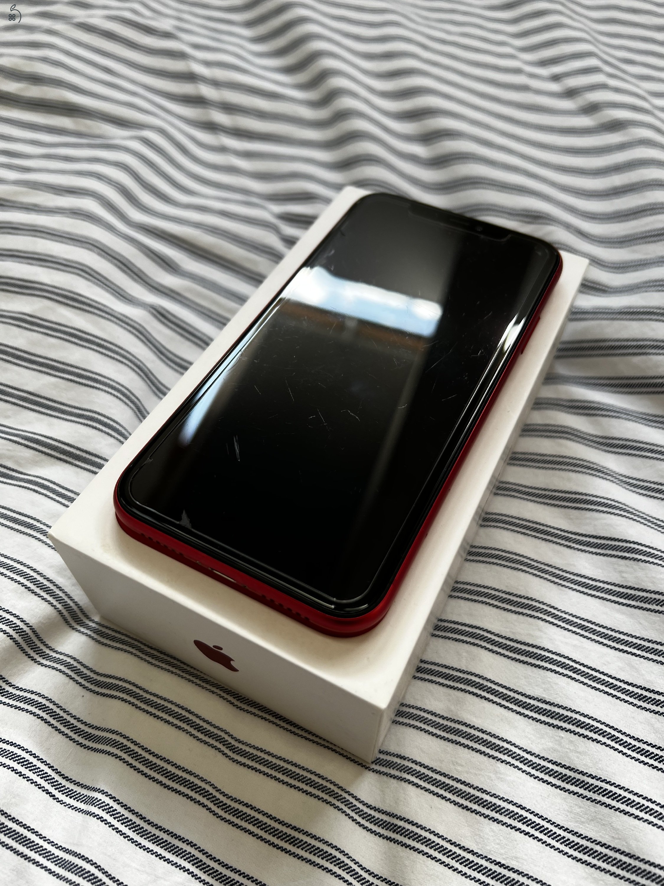 Iphone 11 product red 64gb