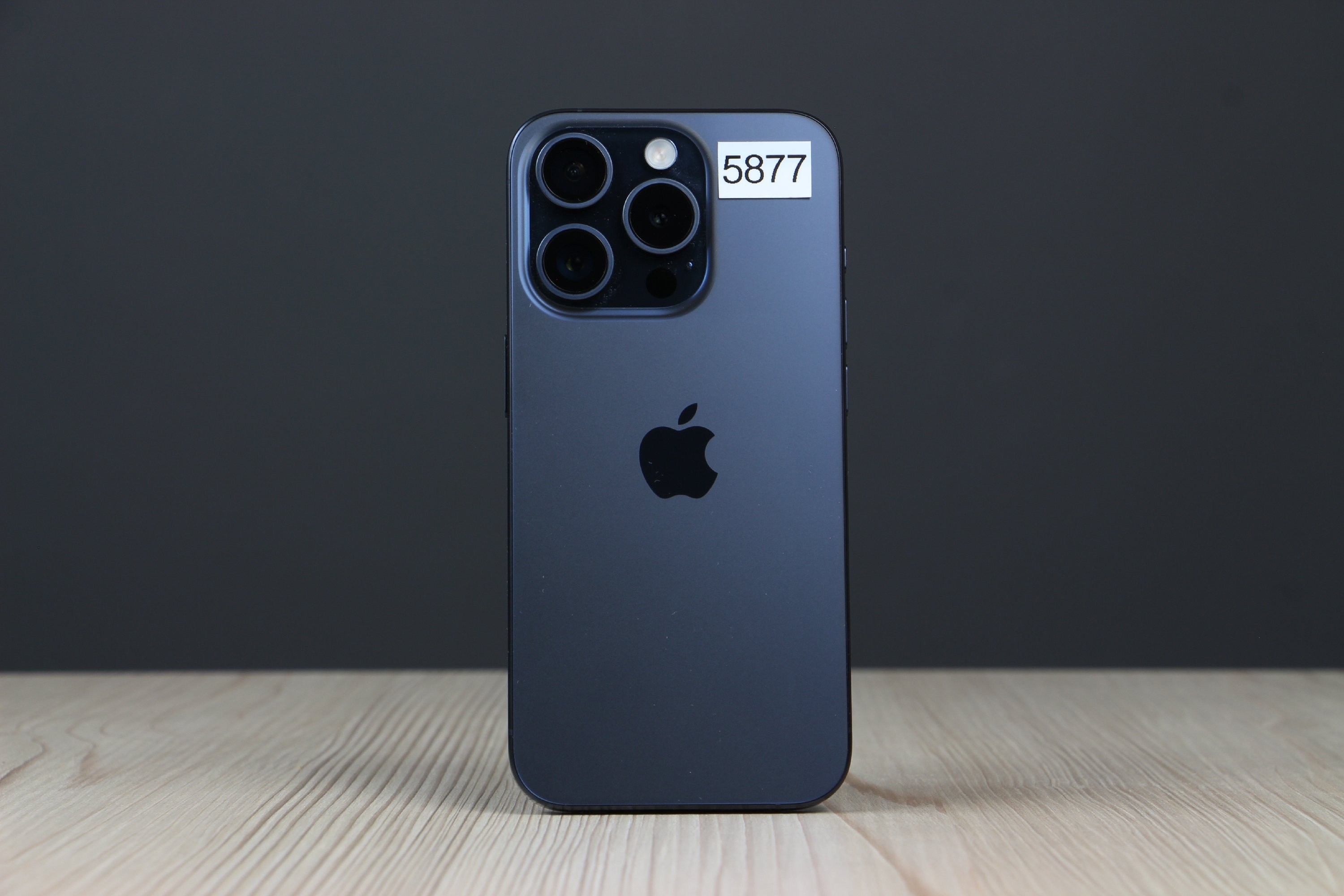 Apple iPhone 15 Pro 256GB Kék Titán A US-5877