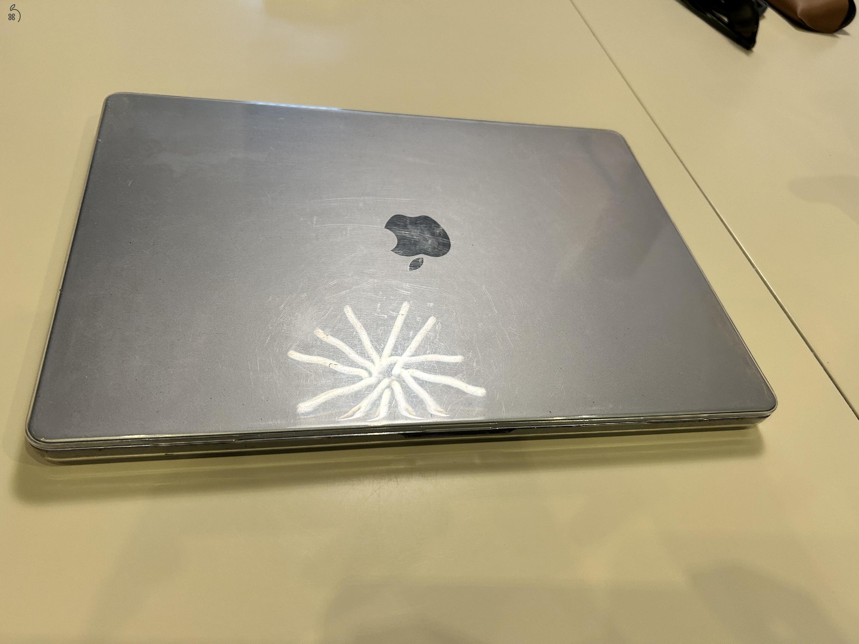 MacBook Pro M1, 16GB, 2 terrás SSD!, 2021, tokban tartott hibátlan