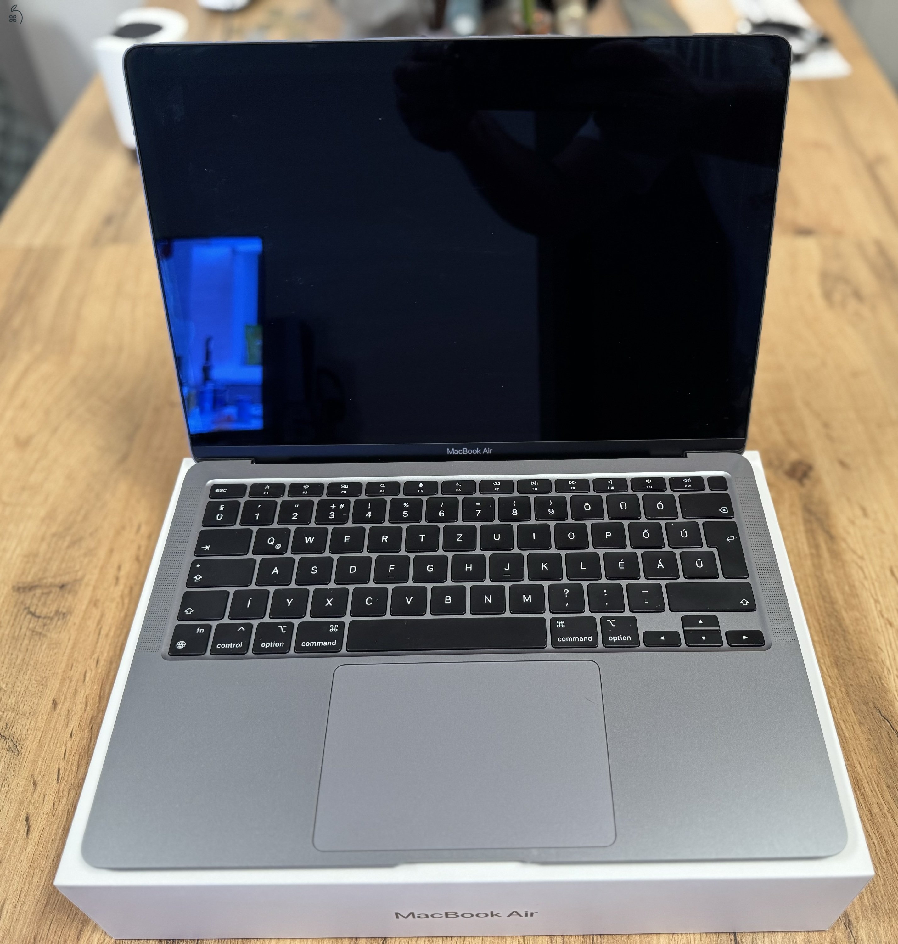 MacBook Air M1 13” (2020)  8/256GB 2026-ig Garanciális!!!