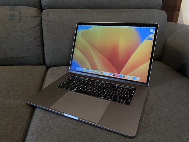 Macbook Pro 15” 32 gb RAM 512 GB SSD 560X