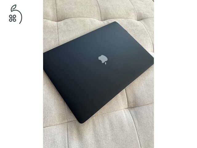 Macbook Pro 2019 16” i9 / 16GB / 1TB / Radeon Pro 5500M