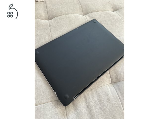 Macbook Pro 2019 16” i9 / 16GB / 1TB / Radeon Pro 5500M