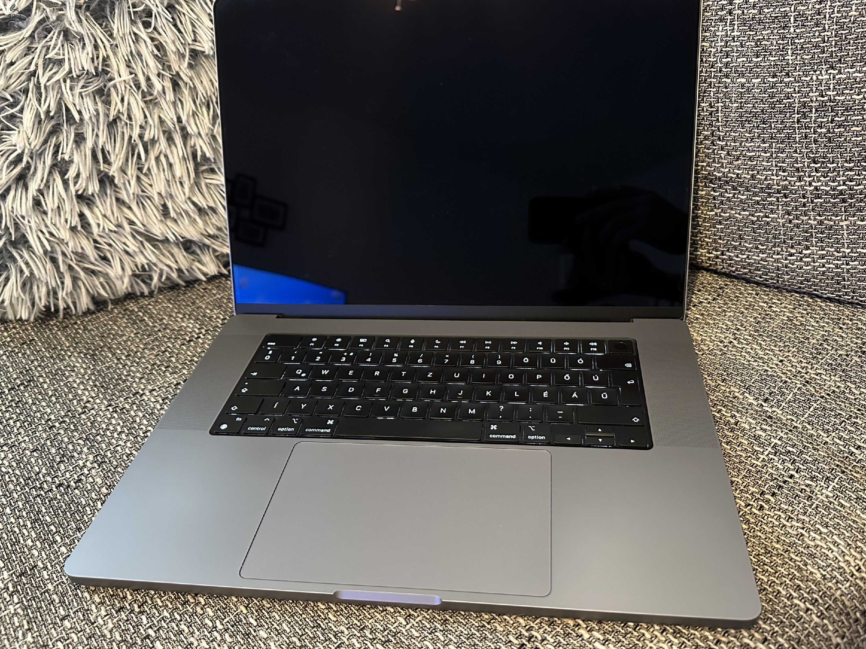 MacBook Pro 16” Space Gray - M1 PRO - 32GB - 1TB