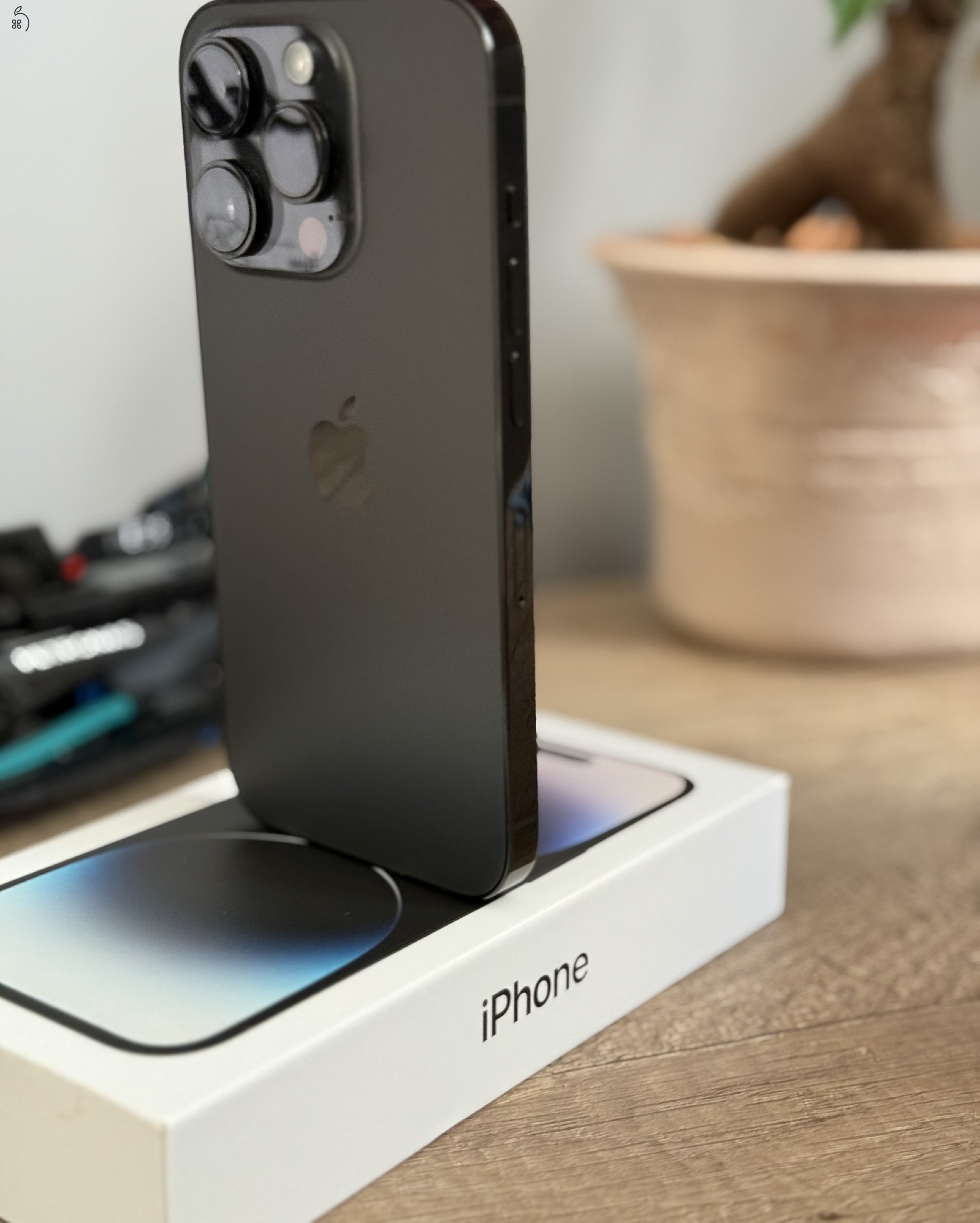 Eladó iPhone 14 Pro Space Black 128 GB