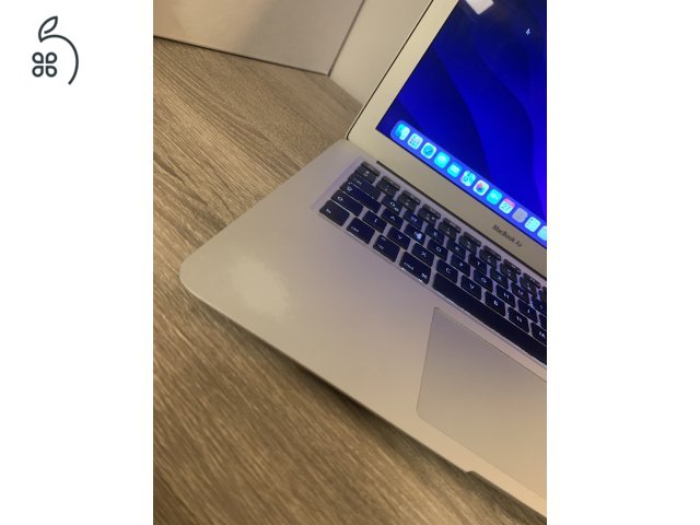 MacbookAir, 2015, 4GB, i5, 128GB, intel HD, 13