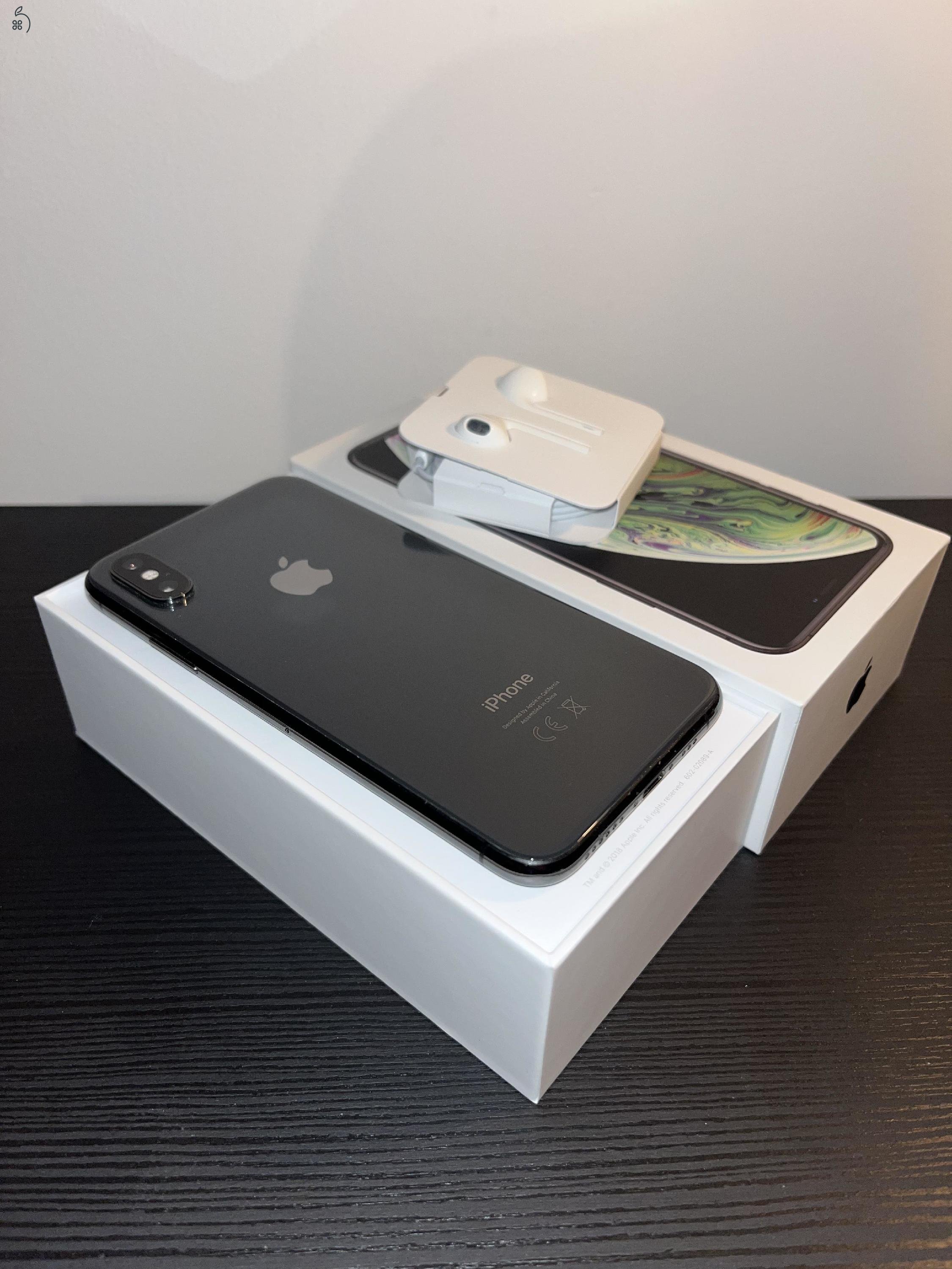 iPhone XS 64GB  Space Gray