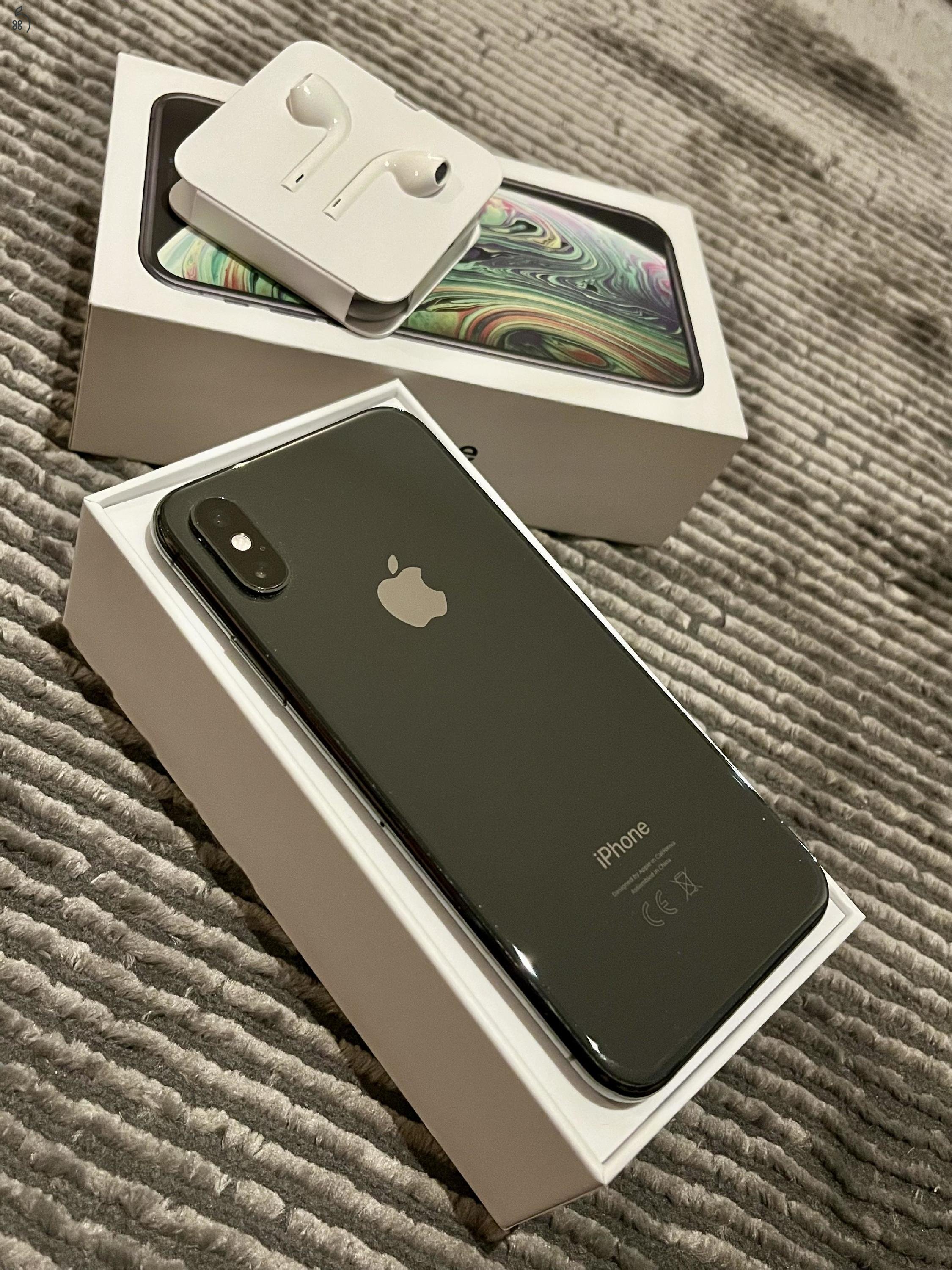 iPhone XS 64GB  Space Gray