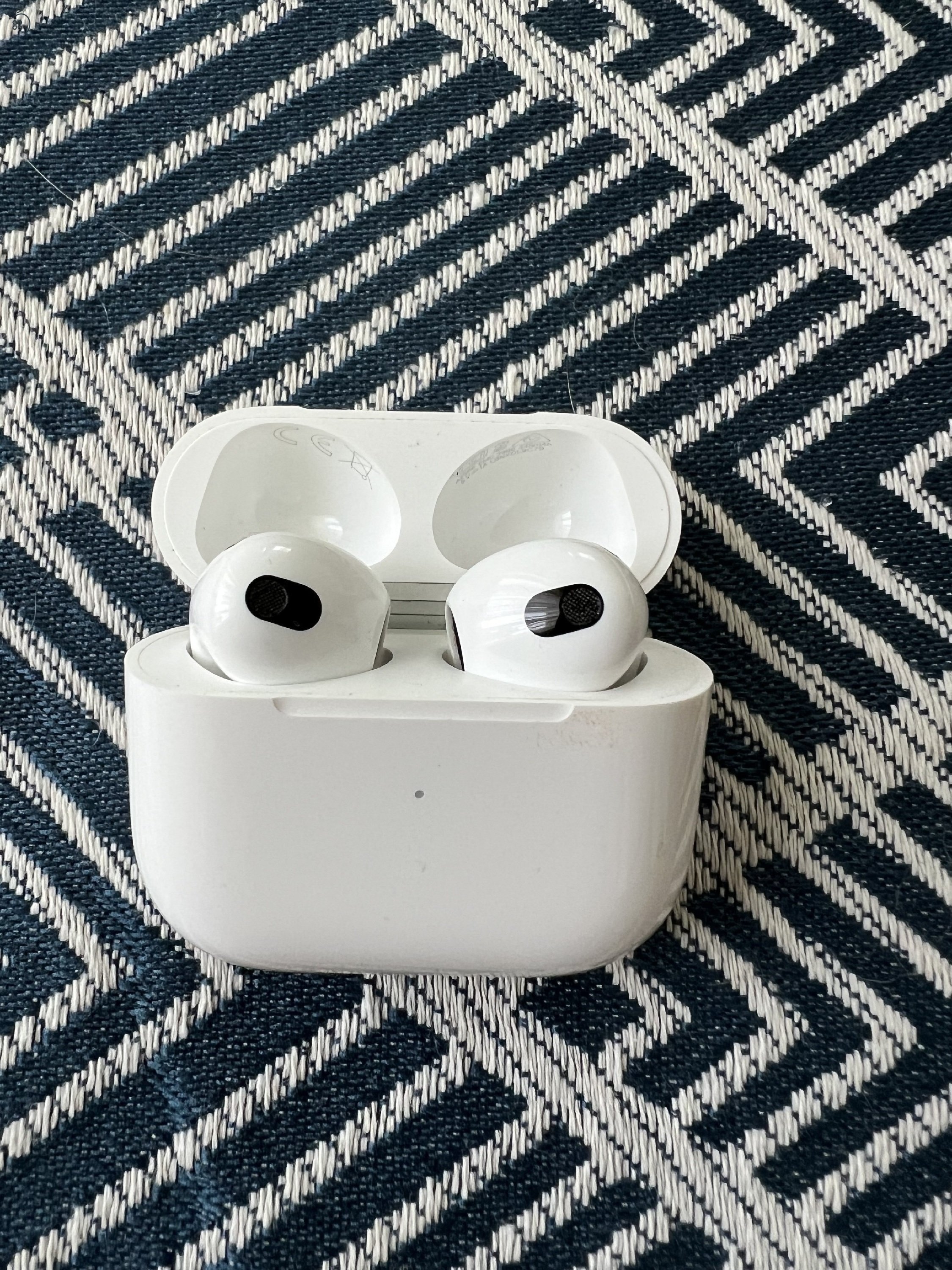 AirPods 3. gen tokkal