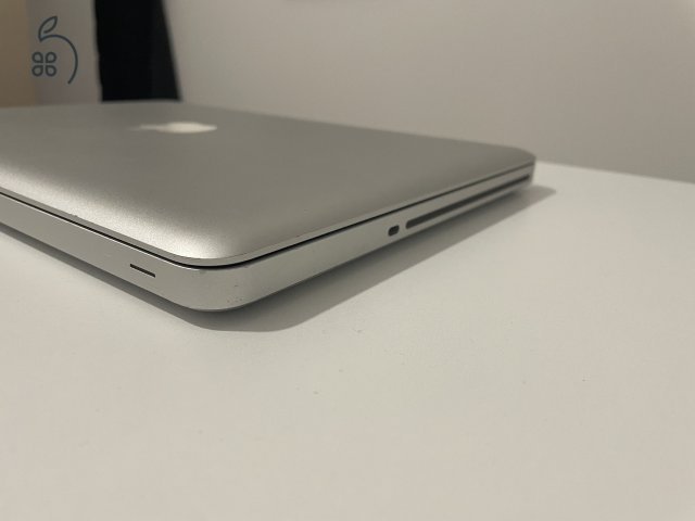 Apple MacBook Pro 13” 2011