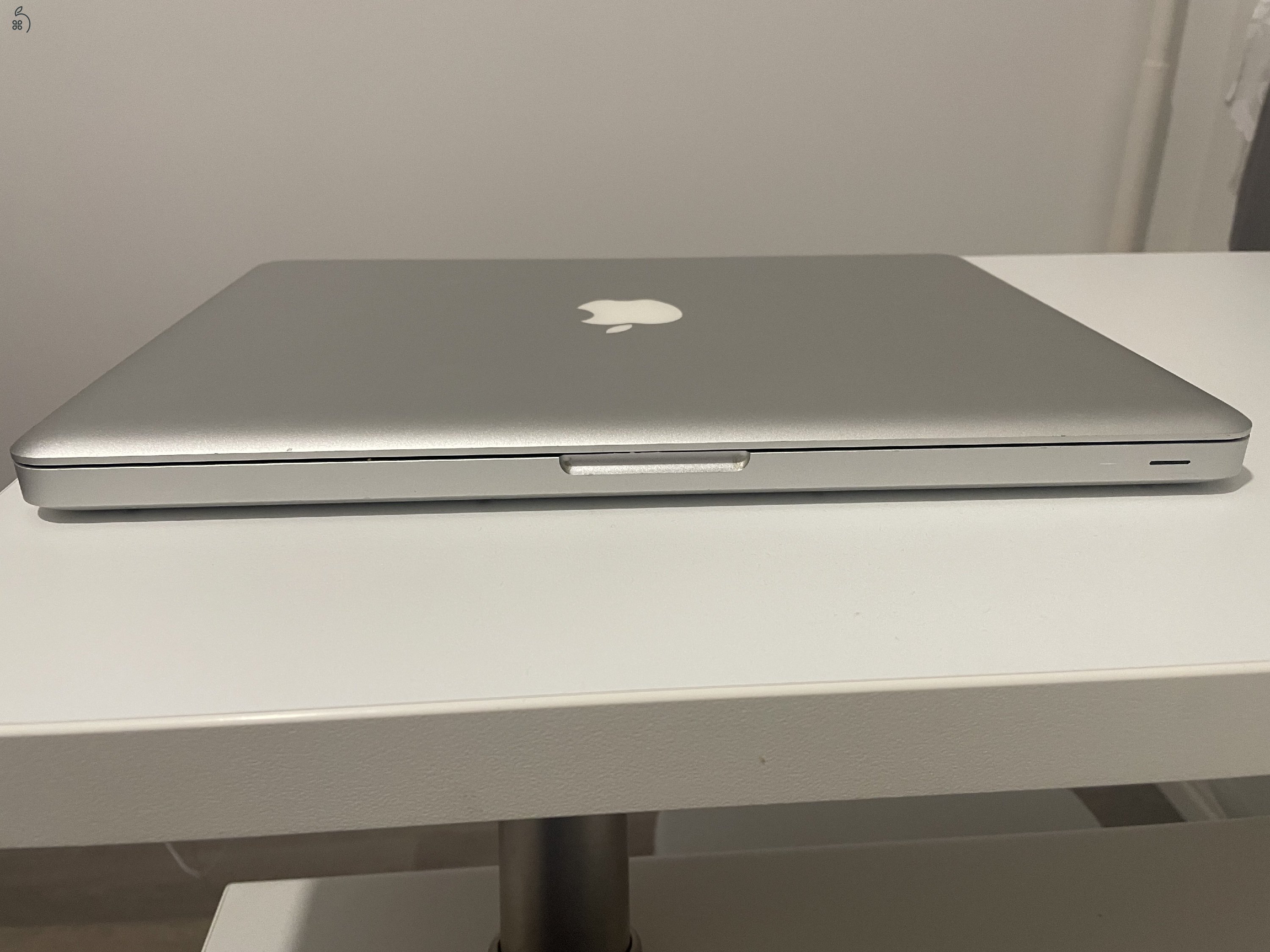 Apple MacBook Pro 13” 2011