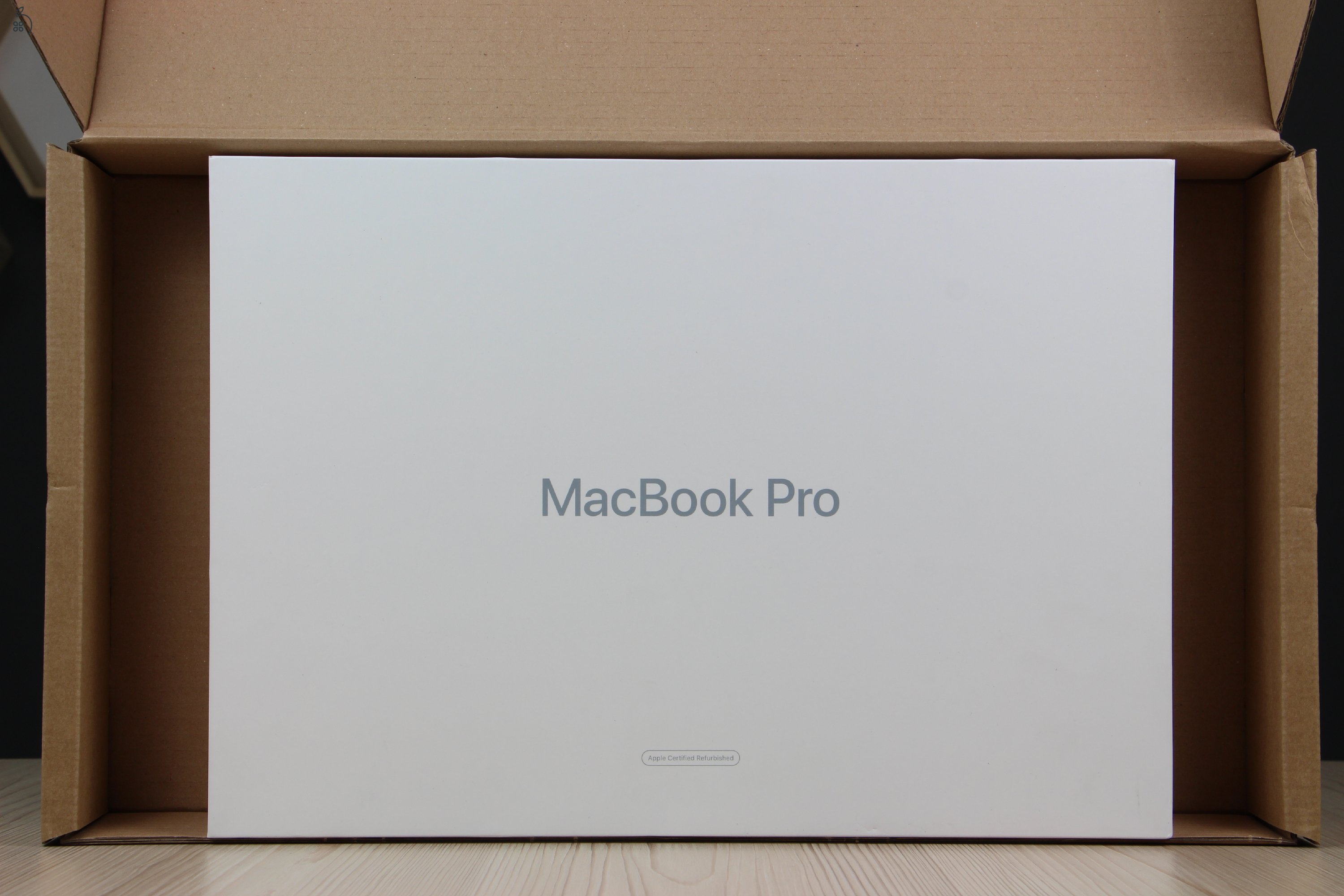 BN Apple Macbook Pro 15