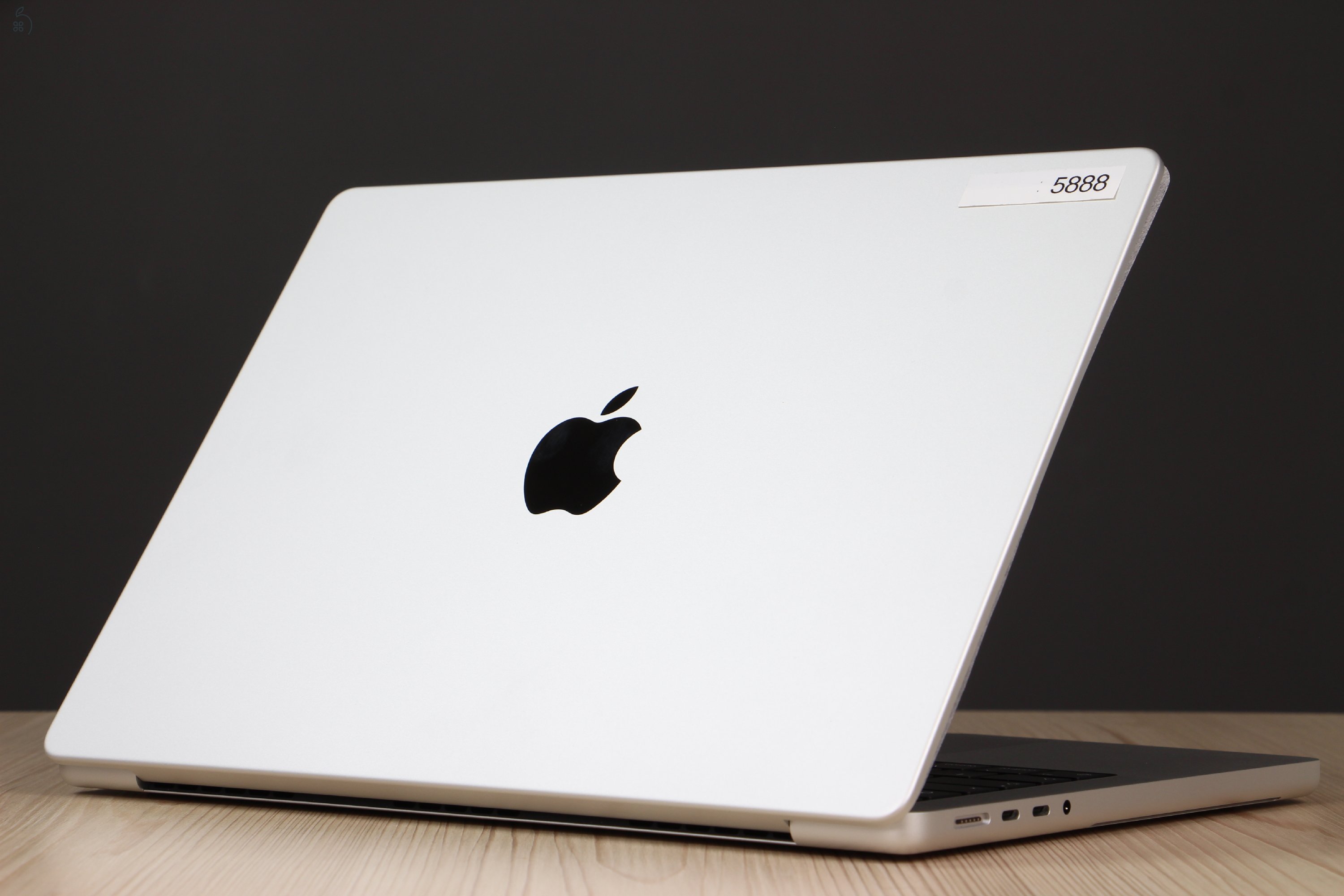 Apple Macbook Pro 14