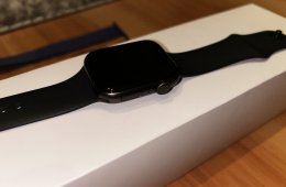 Apple Watch S5 44mm GPS