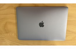 Hibátlan MacBook Pro 13.3