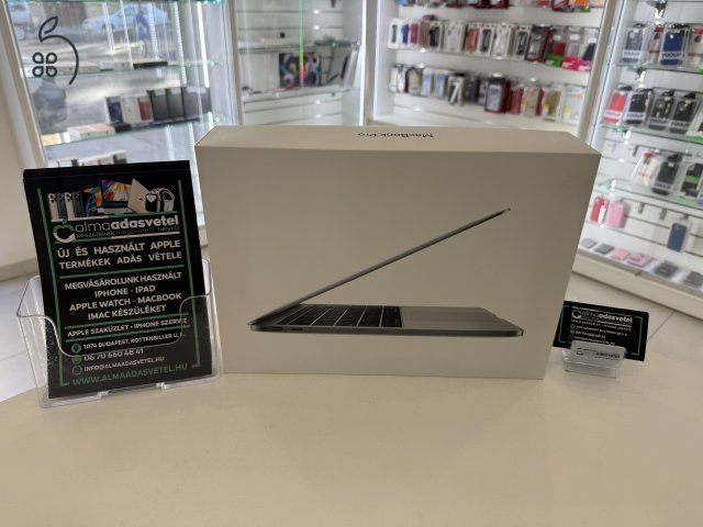 MacBook Pro 2017/8GB/256ssd/Újszerű/1-3 hónap gar./Akku 82%/p3766