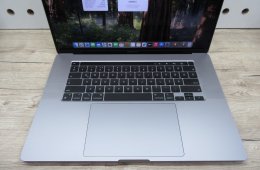 Apple Retina Macbook Pro 16 - 2019 - Használt, megkímélt