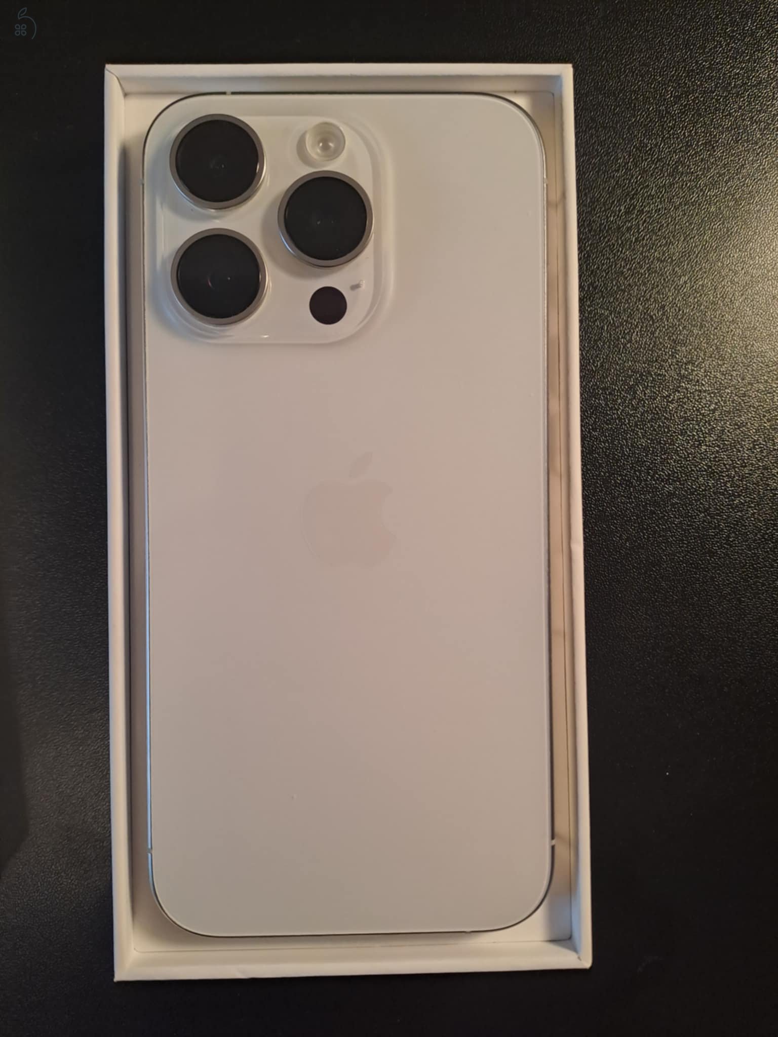 Iphone 15 Pro 256 Gb White Titanium szép állapotban