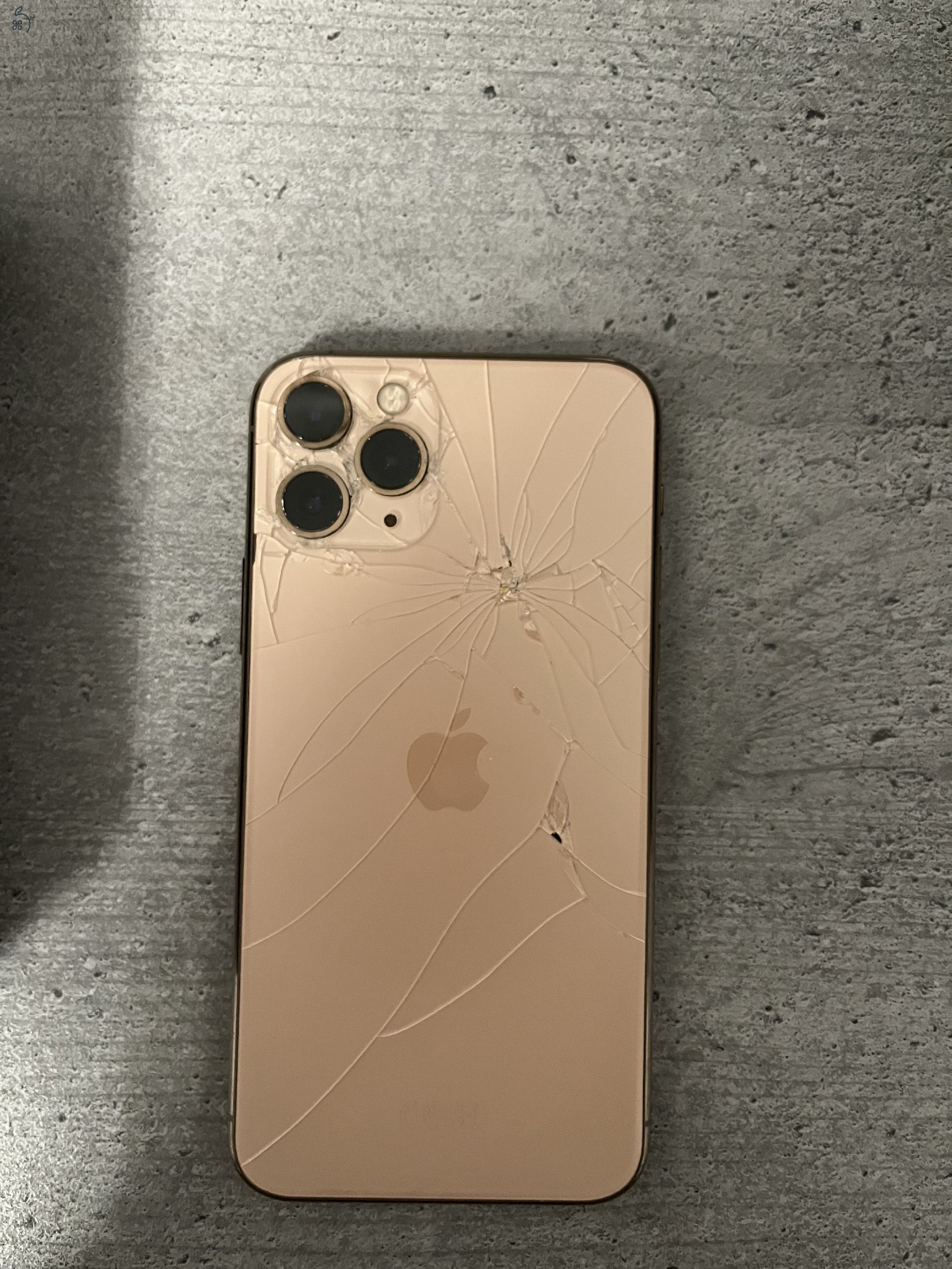 Iphone 11 Pro HIBÁS