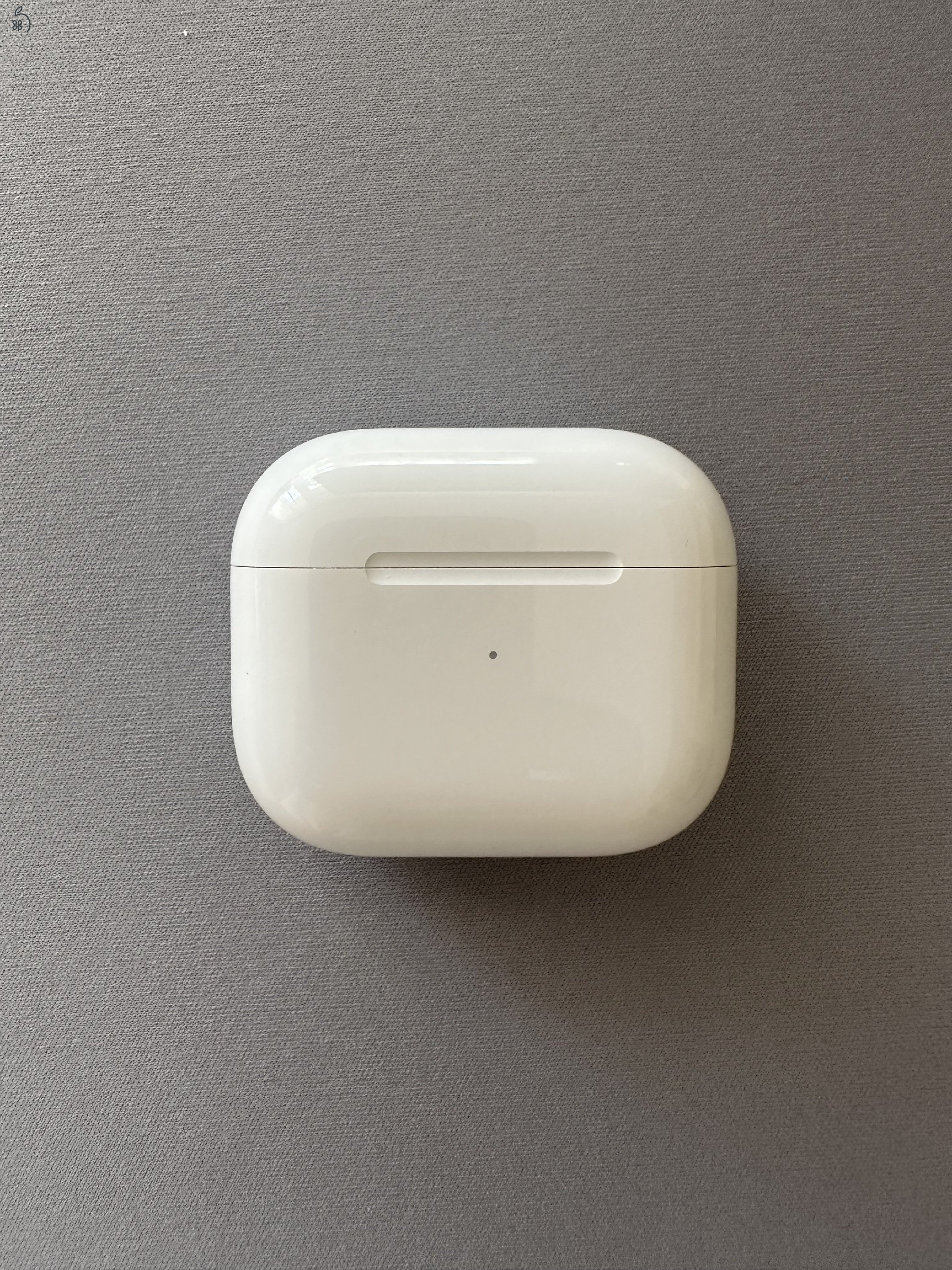 Airpods 3 mágneses töltőtokkal