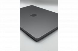 MacBook Pro 16