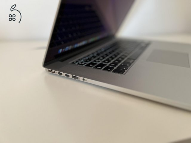 MacBook Pro 2015 közepe