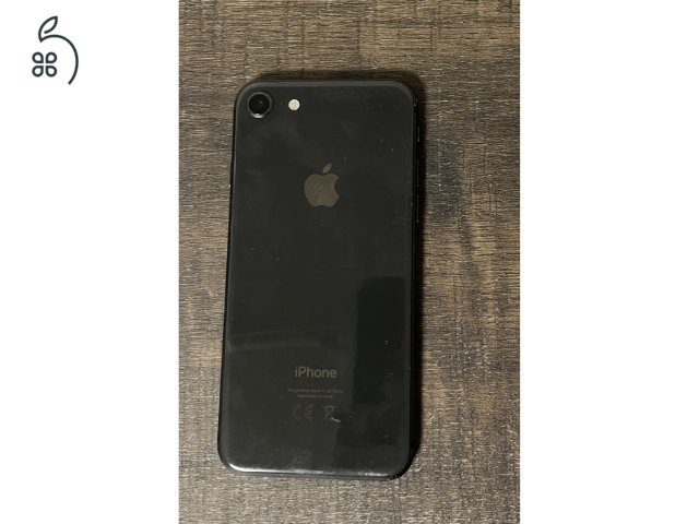 iPhone 8 space grey 64G 3 db tokkal