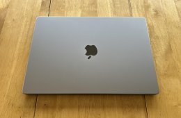 MacBook Pro 16