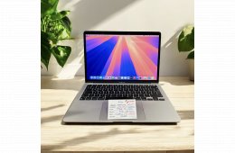 76. Apple MacBook Air M1 - 2020 - 256 GB SSD - 8 GB RAM - 73 ciklus