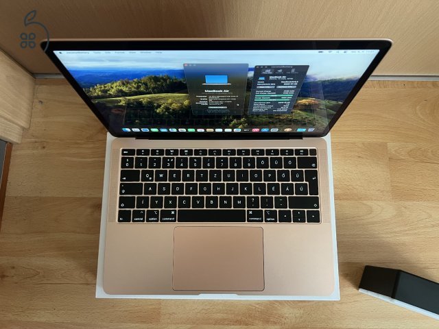 2019 Retina MacBook Air 13 / i5 1.6GHz / 8GB / 128GB SSD / Magyar / Gold