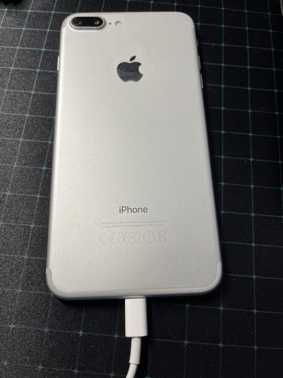 Iphone 7 Plus 32GB eladó