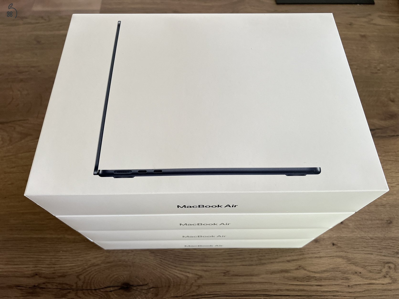 Reklámáron - ÚJ !! - MacBook Air Retina 13