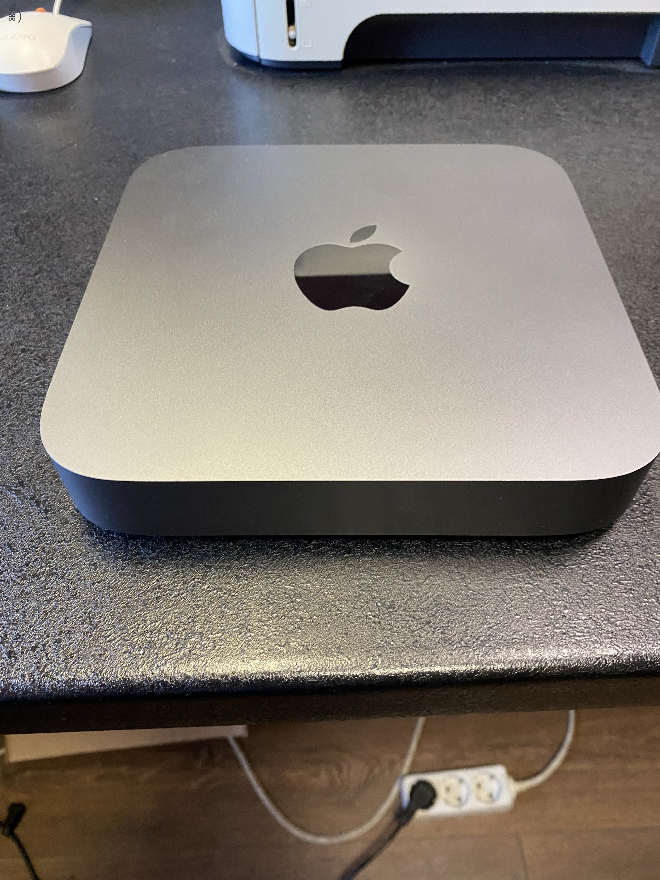 Mac Mini 2018 I7 32Gb ram 512gb SSD 