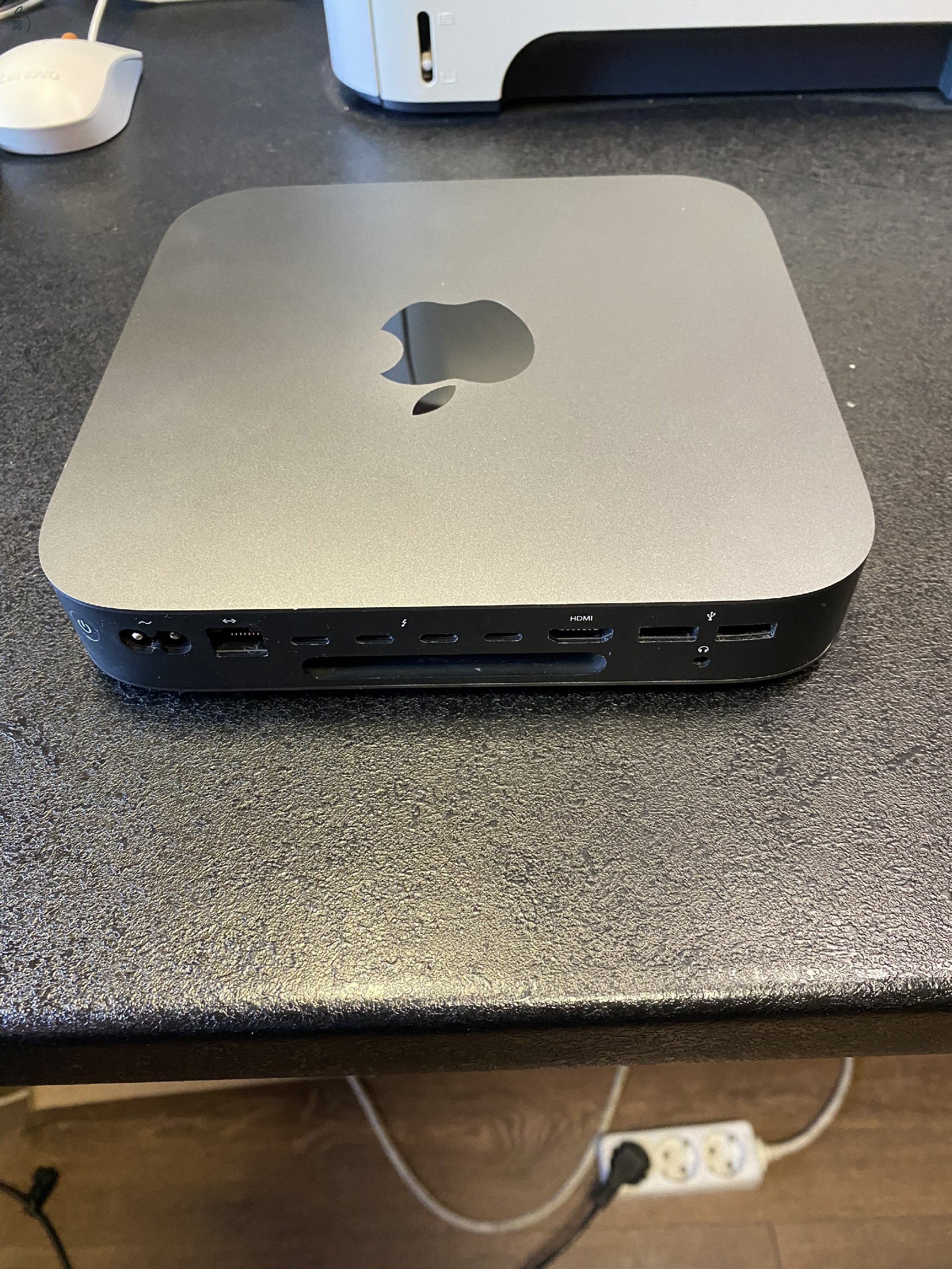 Mac Mini 2018 I7 32Gb ram 512gb SSD 