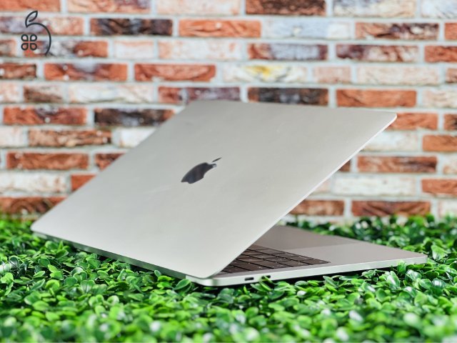 Apple Macbook PRO 2017 13