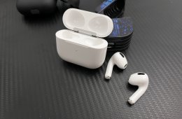 Apple AirPods 3 Eredeti dobozával, MagSafe töltőtokkal és ajándék 2 db védőtokkal eladó