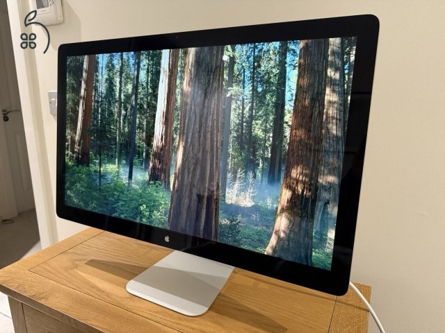 Apple Cinema Display 27” monitor