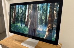 Apple Cinema Display 27” monitor