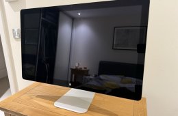 Apple Cinema Display 27” monitor