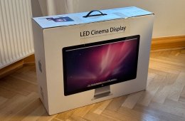 Apple Cinema Display 27” monitor