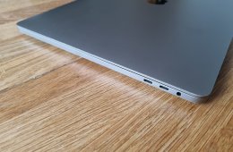 MacBook Pro Retina 16