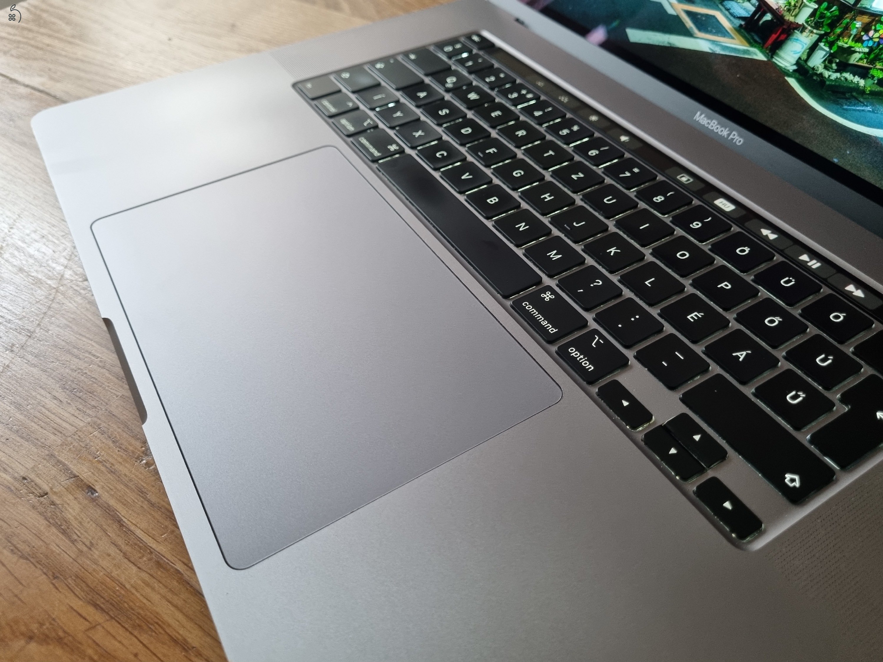 MacBook Pro Retina 16