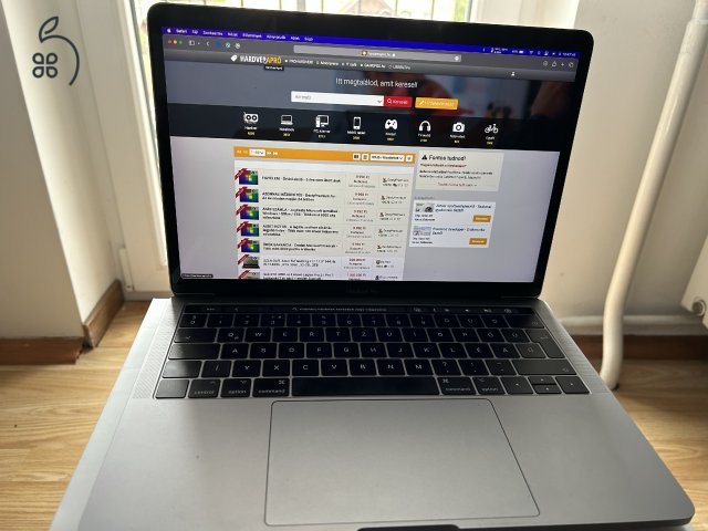 macbook pro 13” 2016 touchbar