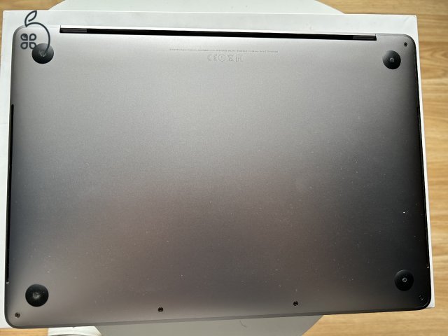 macbook pro 13” 2016 touchbar