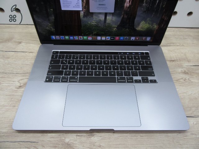 Apple Retina Macbook Pro 16 - 2019 - Használt, megkímélt