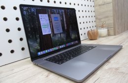 Apple Retina Macbook Pro 16 - 2019 - Használt, megkímélt