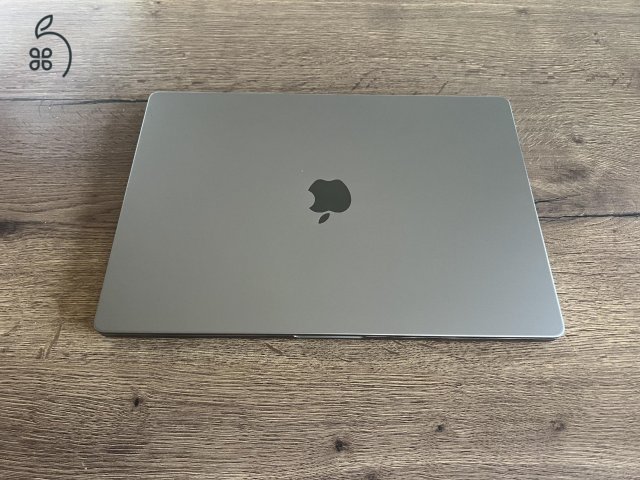 Akku 100% - MacBook Pro 16